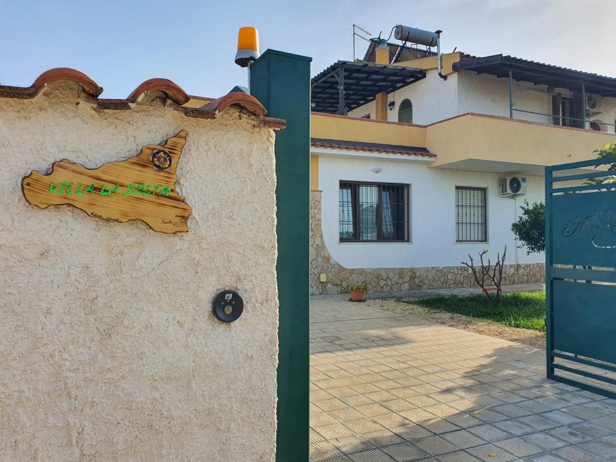 Villa La Sosta - 150M Dal Mare - Patio Privato E Areal Relax Arenella  Exterior foto